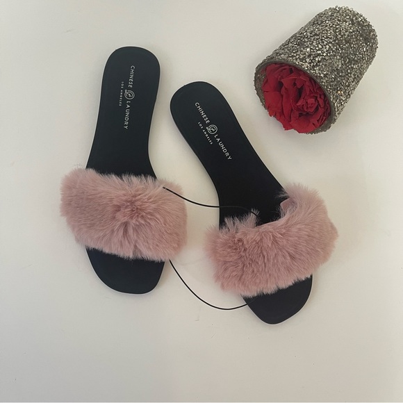CHINESE LAUNDRY Pink Midnight Faux Fur Slide Sandal Size9 Reemoly - Duplicate - Picture 2 of 9